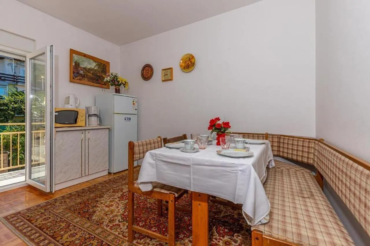 Apartmani Frane Dramalj 0*,  Croatia